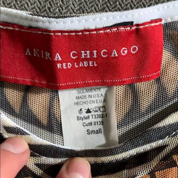 Akira crop - Picture 2 of 3